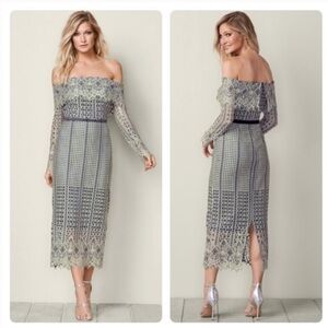 NWT Venus off the shoulder gorgeous dress! Size 2